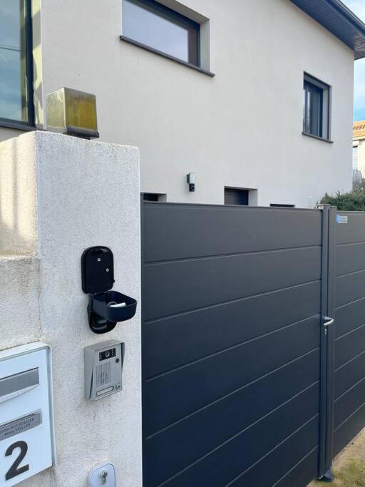 Castelnau-de-Guers Studio Independant A 20Min Des Plages מראה חיצוני תמונה