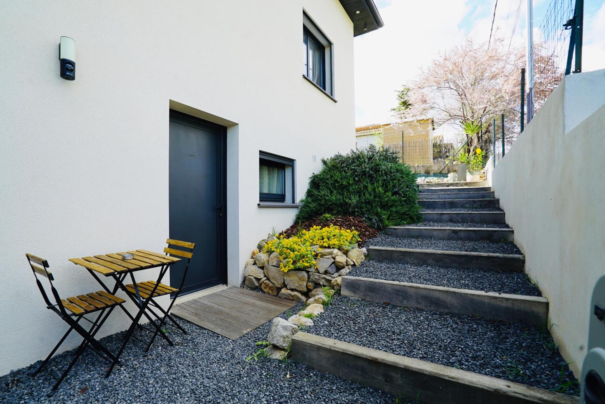 Castelnau-de-Guers Studio Independant A 20Min Des Plages מראה חיצוני תמונה